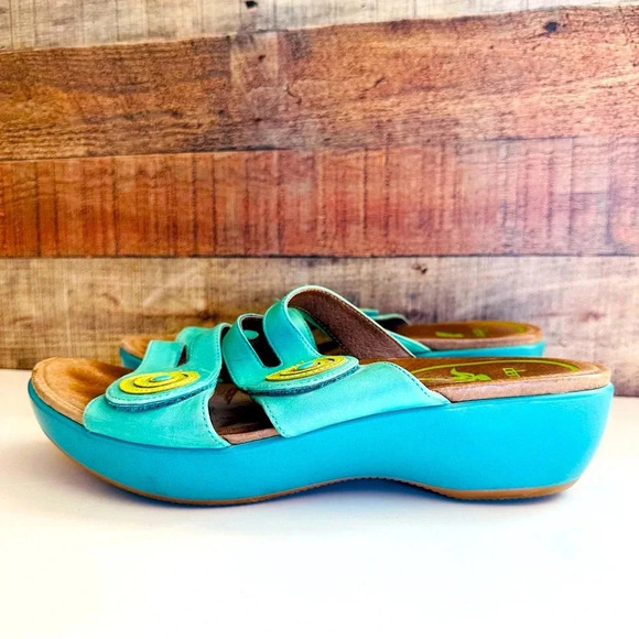 Dansko Sophie Arch Support Leather Wedged Sandals - Picture 3 of 7